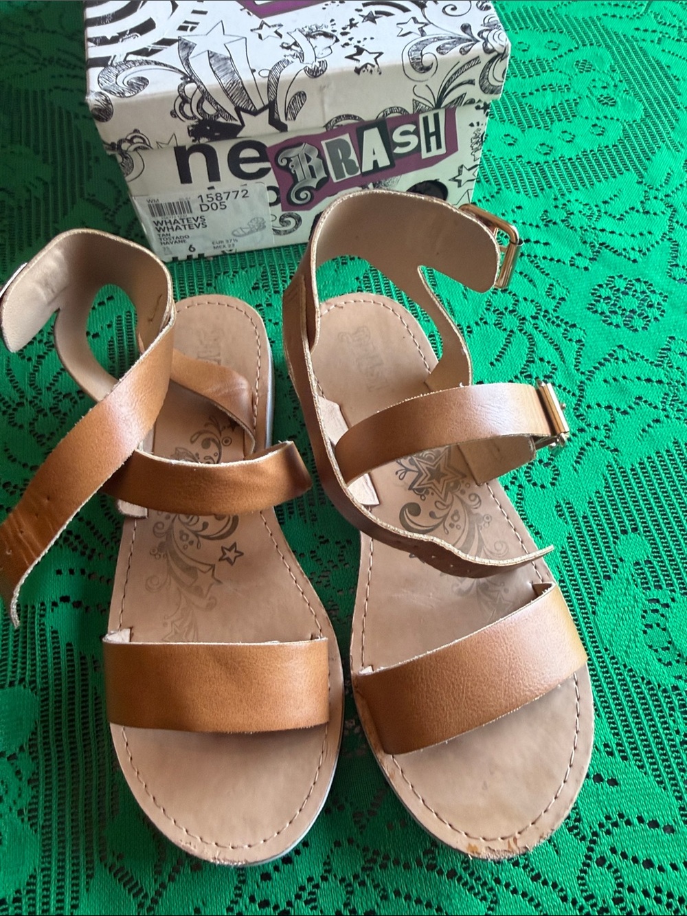 Neotrash Women's Tan Leather Strappy Sandals